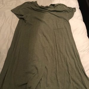 Olive green/grayish color Carly